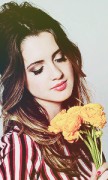 Laura Marano Fotoğrafı