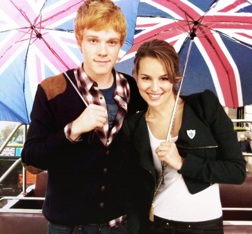 Bridgit Mendler Fotoğrafı