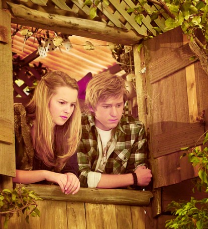 Bridgit Mendler Fotoğrafı