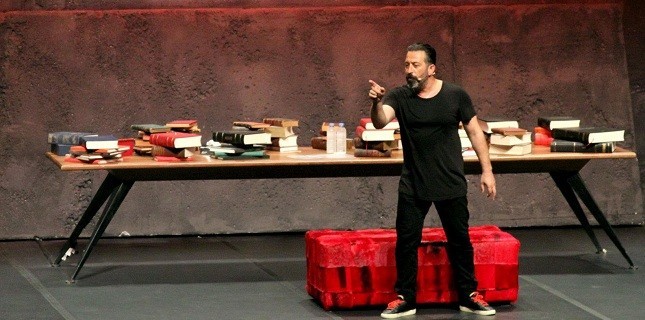 Cem Yılmaz, Russell Crowe'un Filminin Oyuncu Kadrosuna Katıldı