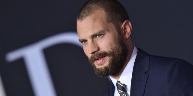 Jamie Dornan ‘Grinin Elli Tonu’ filmlerine son verdi