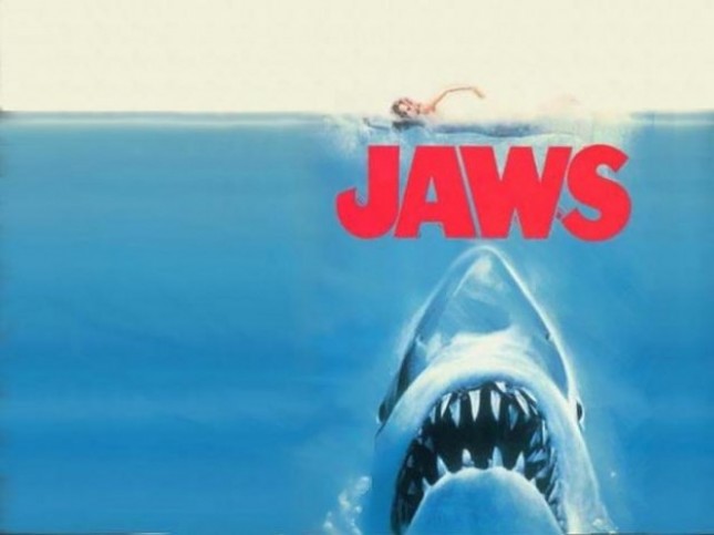 Jaws'ın yapımcısı hayatını kaybetti Jaws'ın yapımcısı hayatını kaybetti