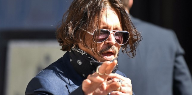 Johnny Depp Fantastic Beasts Film Serisinden Ayrıldı
