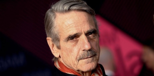 Oscarlı Jeremy Irons Watchmen Dizisinde Karşımıza Çıkacak