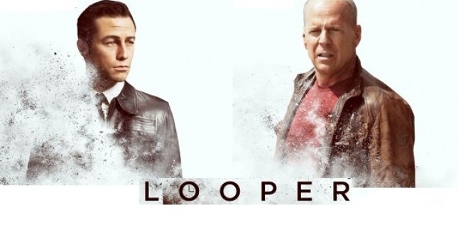 Toronto Film Festivali’nin açılış filmi Looper, aylar süren bekleyişin hakkını veriyor. 