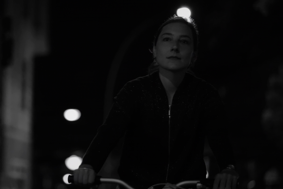 Açık Kapılar Ardında