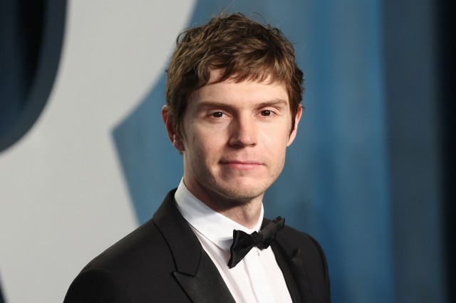 Evan Peters