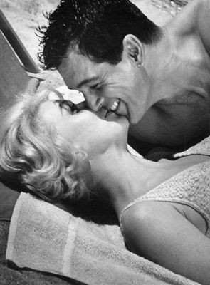 Yastık Sohbeti Fotoğrafı