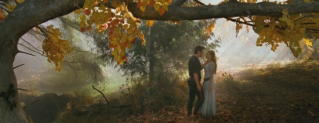 Kız ve Kurt Fotoğrafı