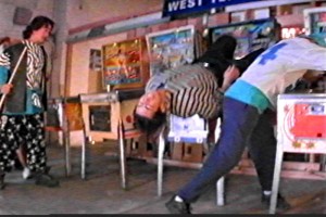 Tehlikenin İçinde Fotoğrafı