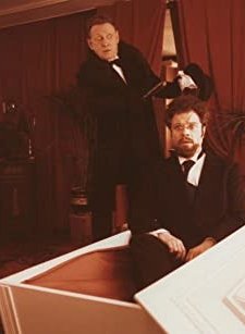 ı Tvillingernes Tegn (1975) afişi