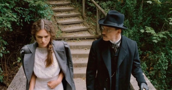 Tehlikeli İlişki Fotoğrafı