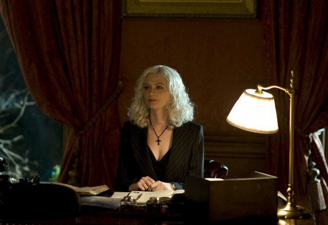 Clive Barker'dan Kan Kitabı Fotoğrafı