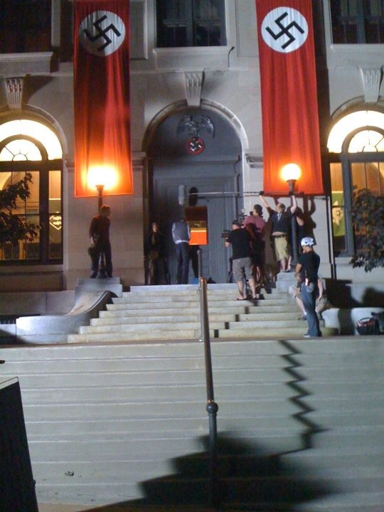 Return To The Hiding Place fotoğrafı