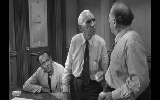 12 Kızgın Adam Fotoğrafı