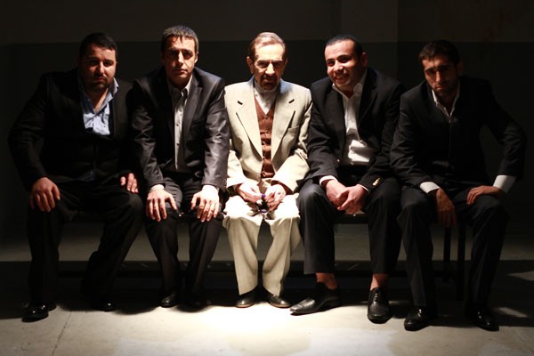 Kolpaçino: Bomba Fotoğrafı