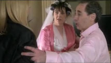 A Couple Of White Chicks At The Hairdresser fotoğrafı