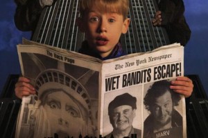 Evde Tek Başına 2 Fotoğrafı