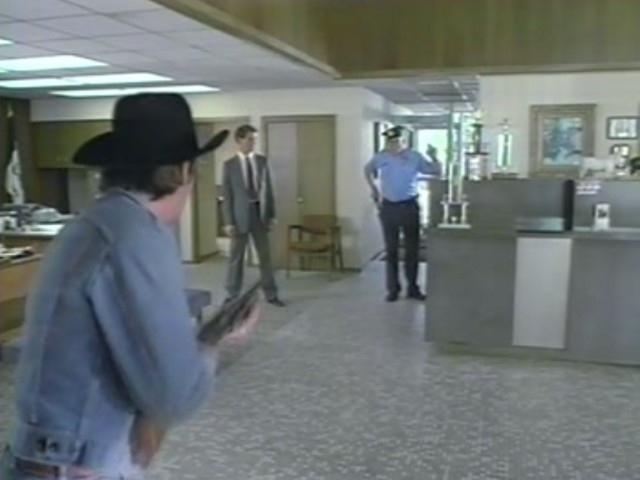 Miles From Home Fotoğrafı