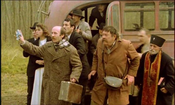 Who Sings Over There fotoğrafı