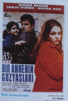 Bir Annenin Gözyaşları (1967) afişi