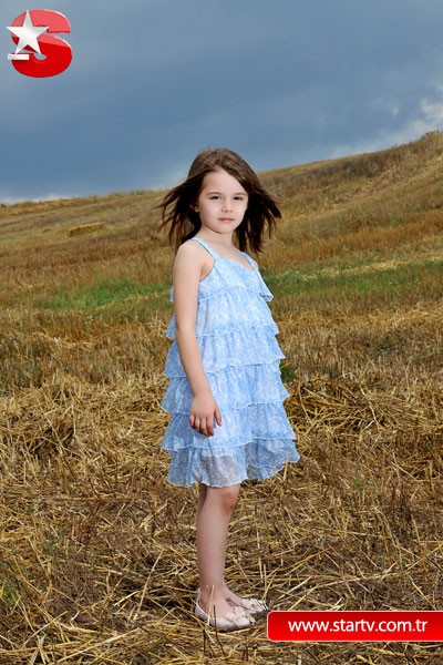 Anneler ile Kızları fotoğrafı