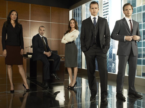 Suits fotoğrafı