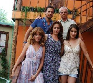 Ay Büyürken Uyuyamam Fotoğrafı