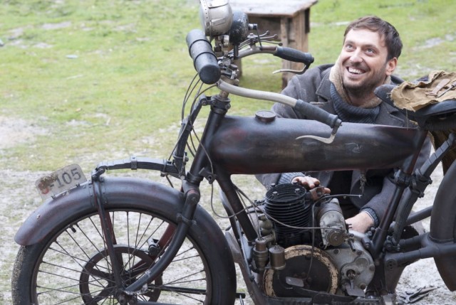 Kızların Büyük Yüreği Fotoğrafı