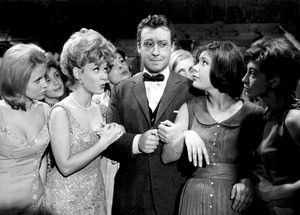 ...und Sowas Muß Um 8 Ins Bett Fotoğrafı