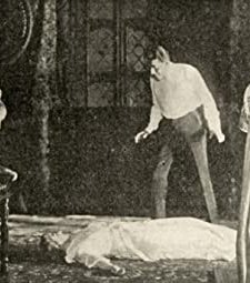 The Antique Brooch (1914) afişi