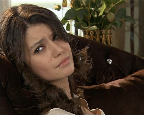 Aşk-ı Memnu Fotoğrafı