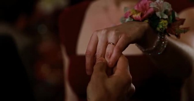 Aklı Havada Fotoğrafı