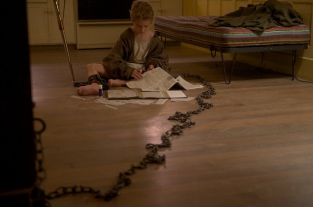 Zincirlenmiş Fotoğrafı