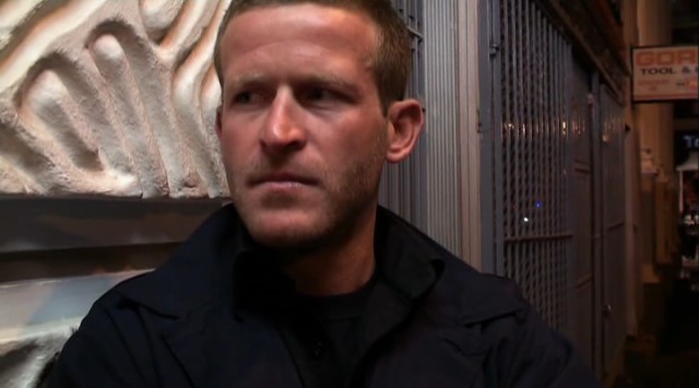 Yırtıcılarla Yüz Yüze: Köpekbalıklarının Av Zamanı Fotoğrafı