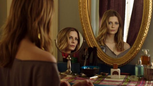 I Will Follow You Into the Dark fotoğrafı