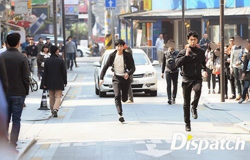 Etrafın Sarıldı Fotoğrafı