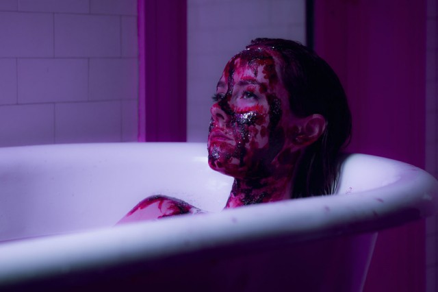 Neon Şeytan Fotoğrafı