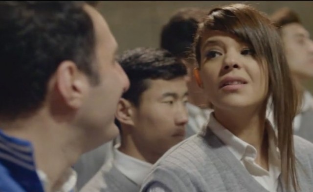 Sihirbazlık Okulunda Bir Türk fotoğrafı