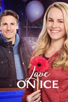 Love on Ice (2017) afişi