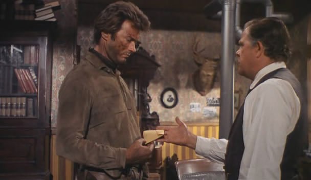 Onları Yükseğe As Fotoğrafı