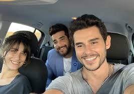 Benden Ne Olur fotoğrafı