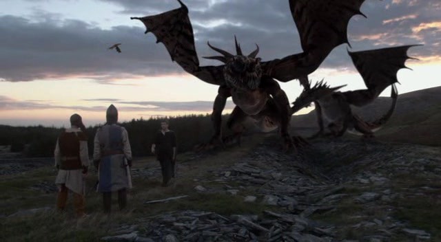 Merlin Ejderhalara Karşı Fotoğrafı