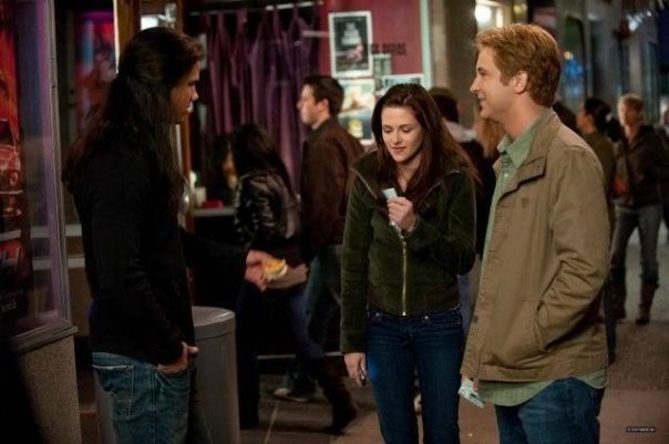 Alacakaranlık Efsanesi: Yeni Ay Fotoğrafı