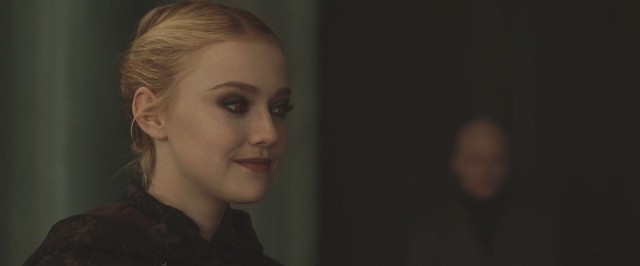 Alacakaranlık Efsanesi: Yeni Ay Fotoğrafı