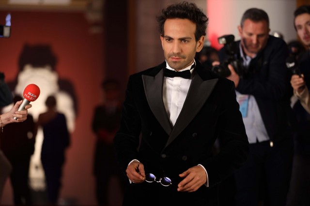 Dünyayla Benim Aramda fotoğrafı