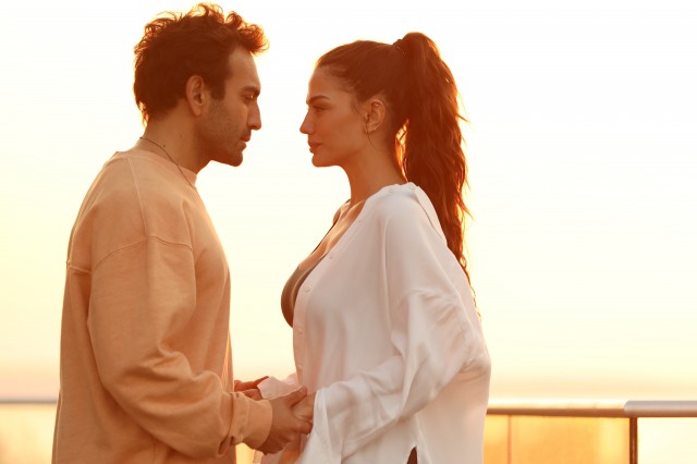 Dünyayla Benim Aramda Fotoğrafı