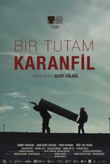 Bir Tutam Karanfil (2023) afişi