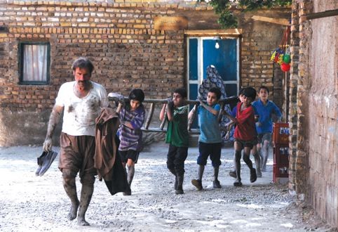 Serçelerin Şarkısı Fotoğrafı