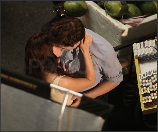 Alacakaranlık Efsanesi: Şafak Vakti Bölüm 1 Fotoğrafı